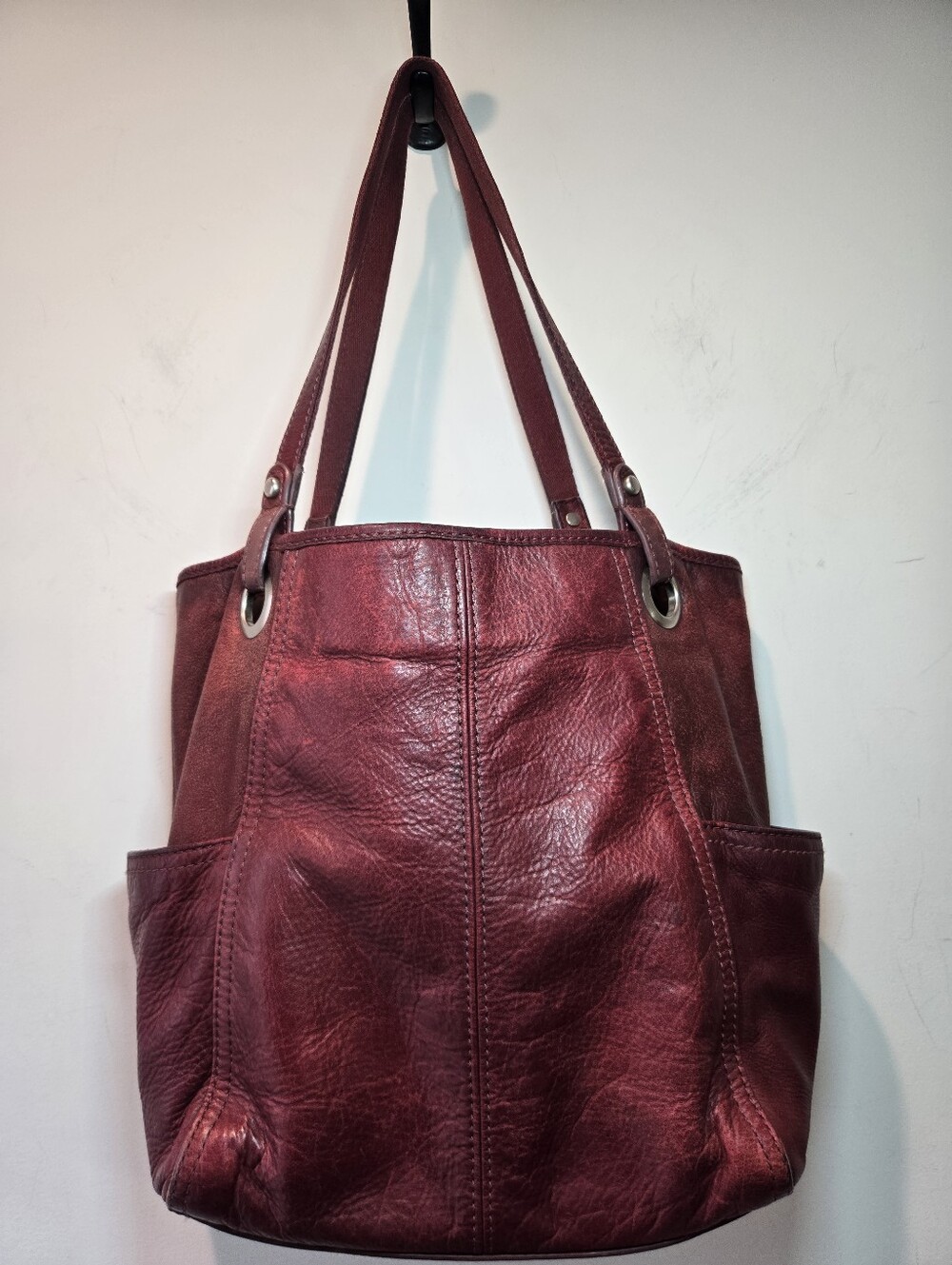 Fossil Hathaway Tote Bag Purse Oxblood Burgundy  Cow Hide Leather Y2k Retro